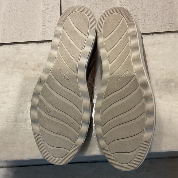 Women’s Clark’s collection loafers - Picture 5 of 6